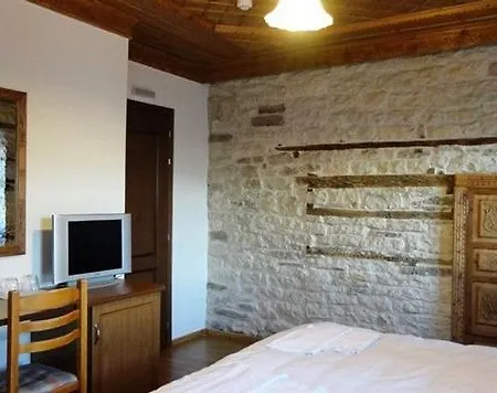 克莱米2号酒店 Gjirokastër