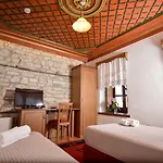 Kalemi 2 Hotel